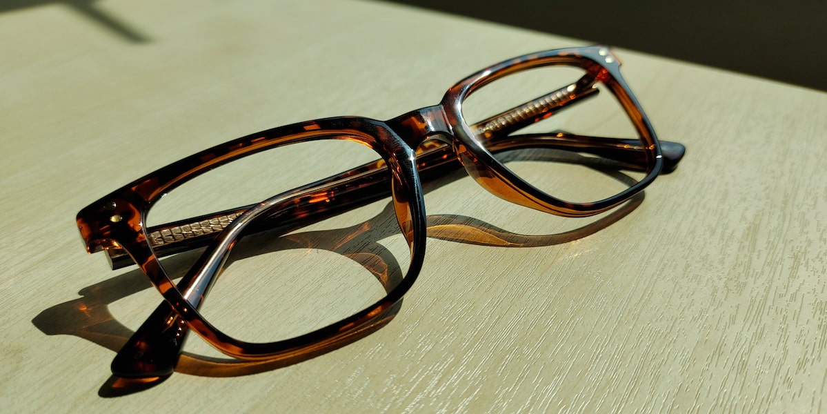 low bridge glasses with tortoise shell frame