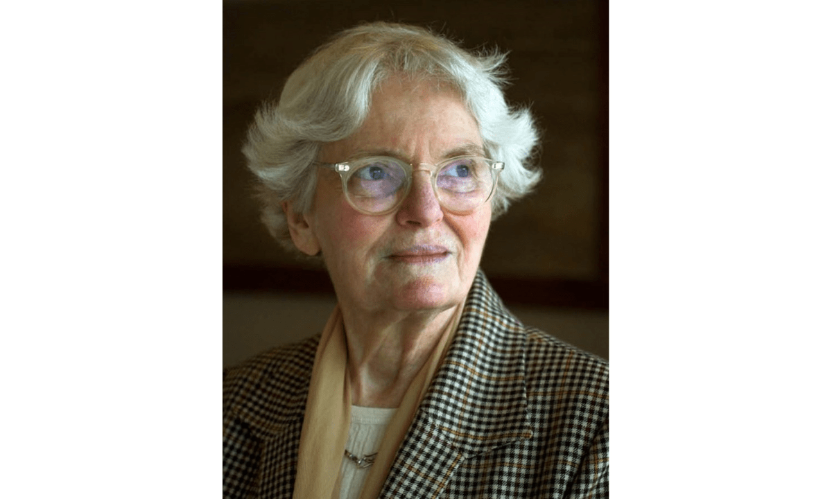 Denise Scott Brown in transparent frame glasses