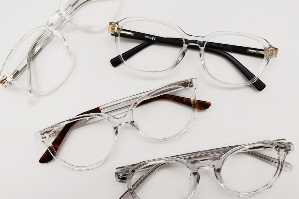 clear glasses in assorted frames