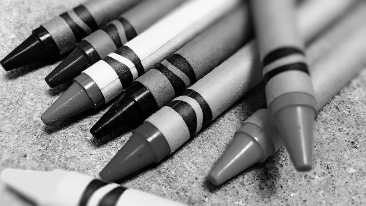 crayons viewed with monochromacy filter