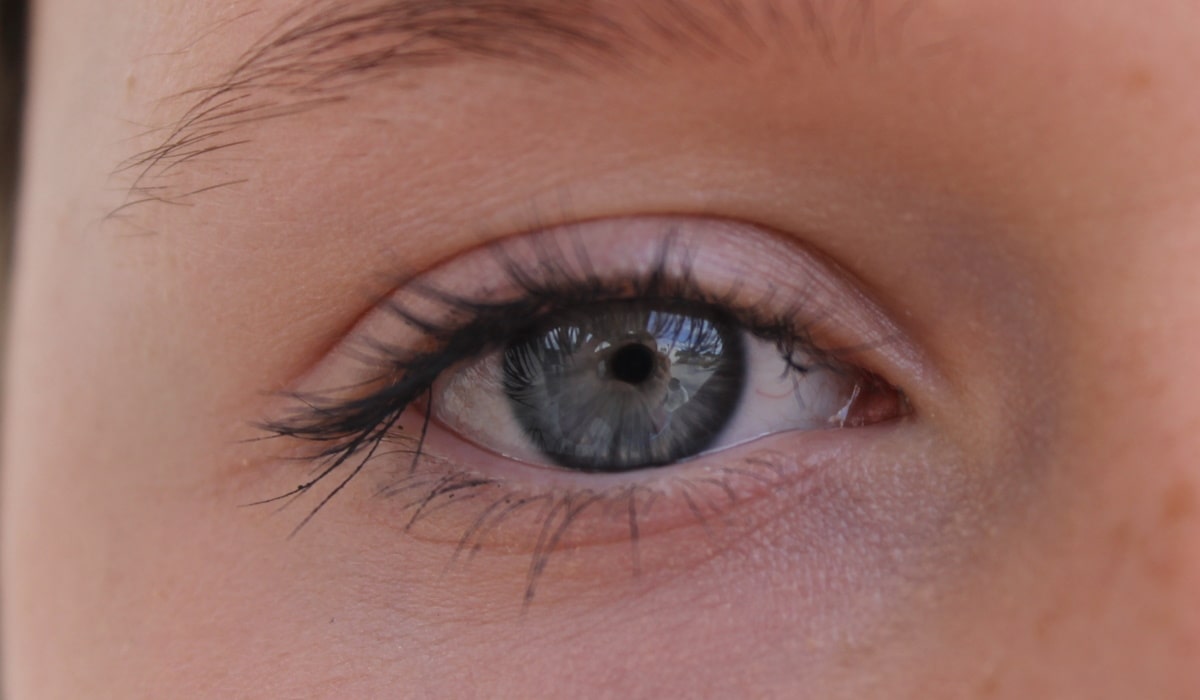 an eye with pinpoint pupil