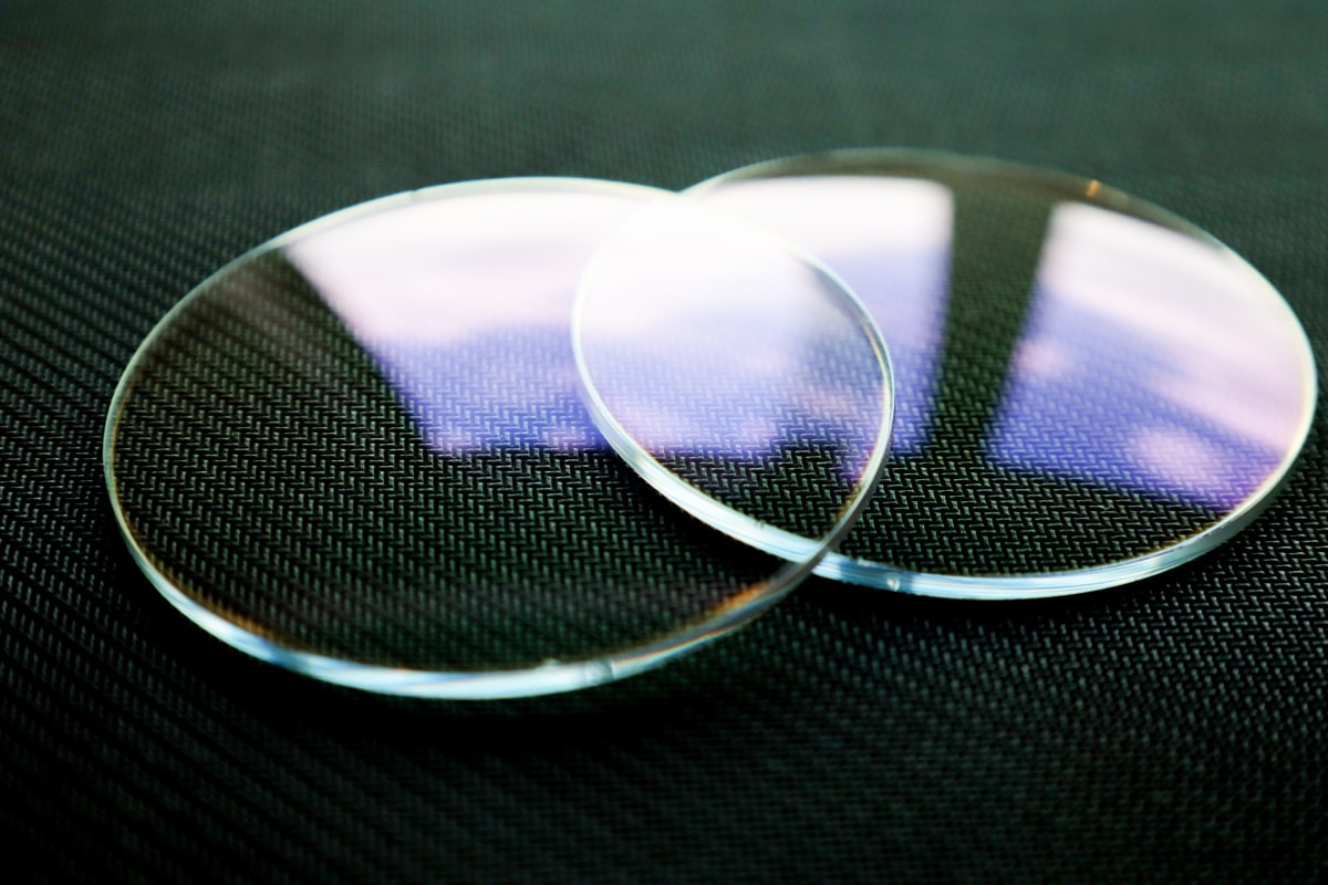 two pieces of plastic lenses for prescription