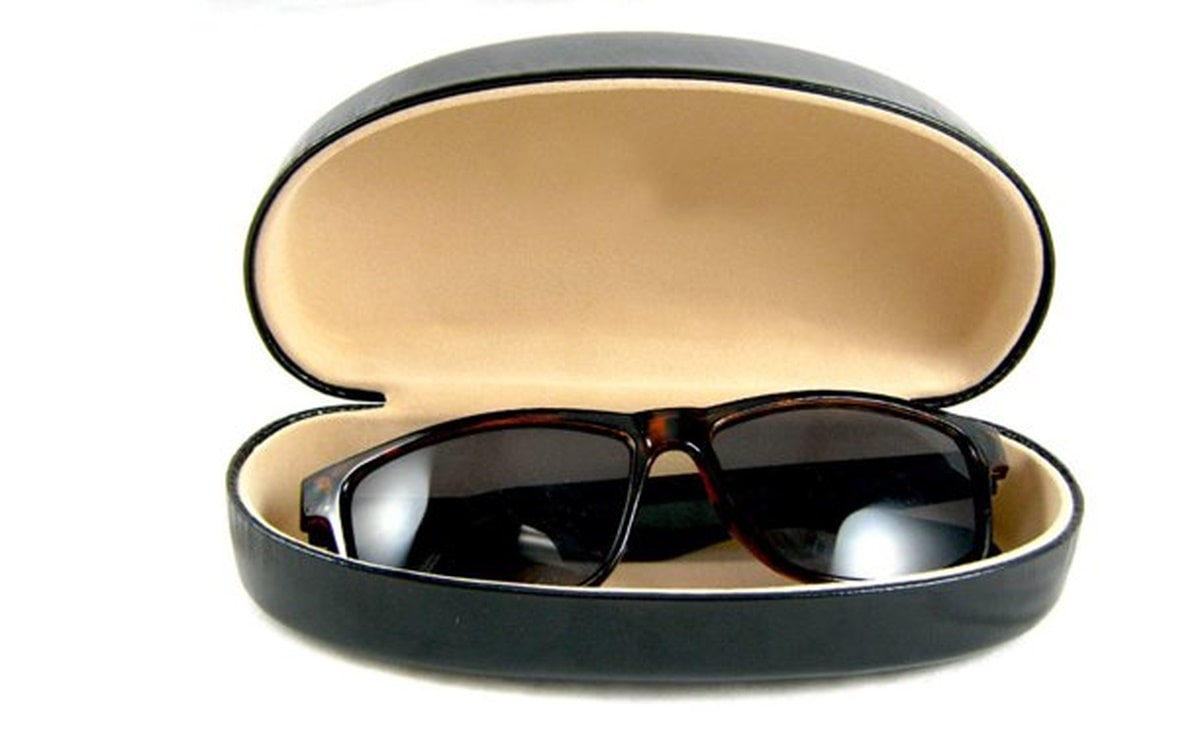 a hard glasses case in black