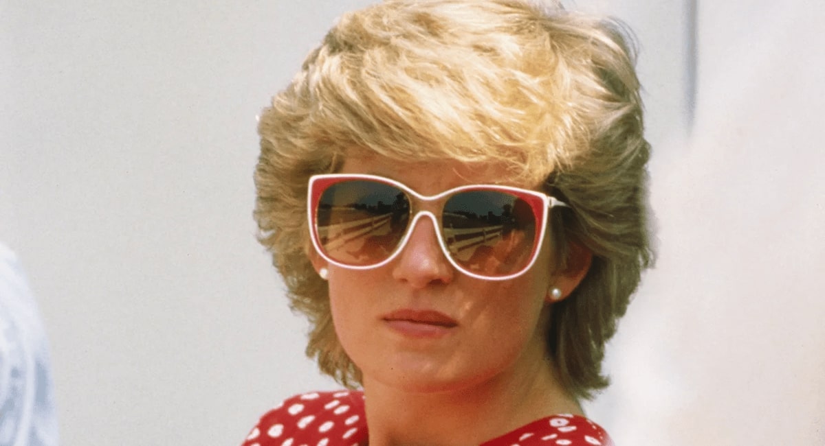 princess diana wearing a pair of oversized cat eyes