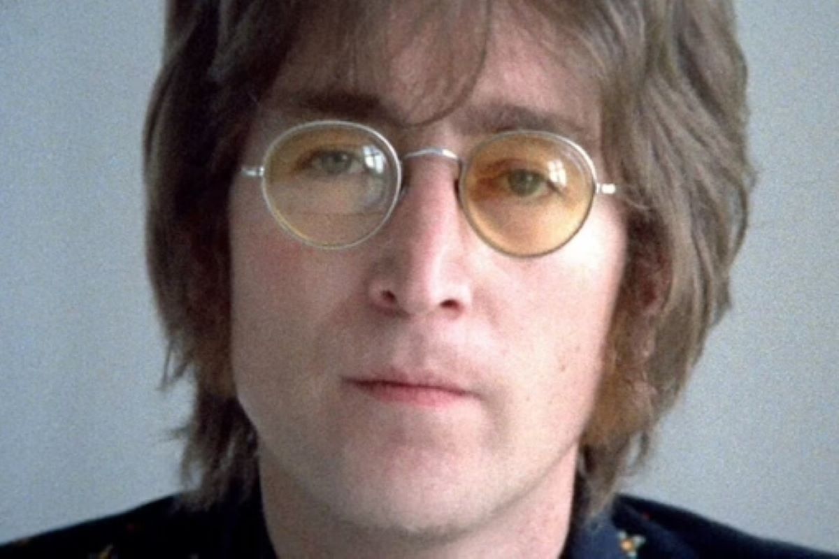 john lennon wearing a pair of p3 glasses frame