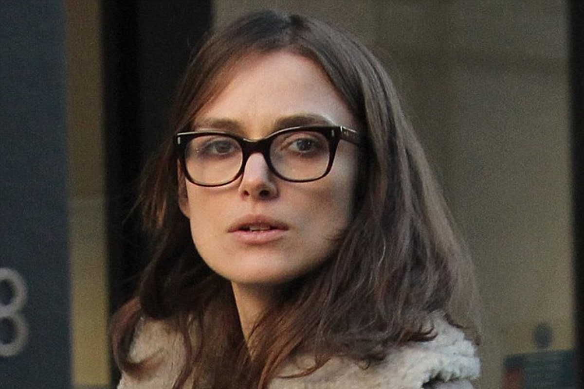 cat eye glasses frames for triangle face shape featuring keira knightley