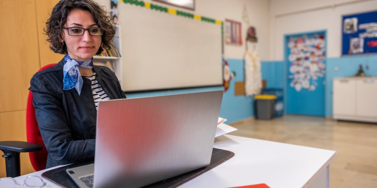 blue light blocking lenses for teachers