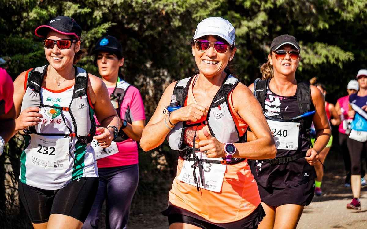 runners wear sunglasses while running