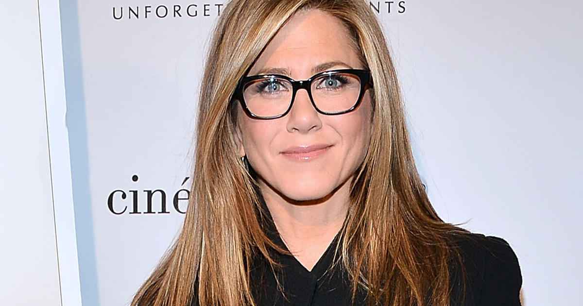 Jennifer Aniston wears classic square black glasses
