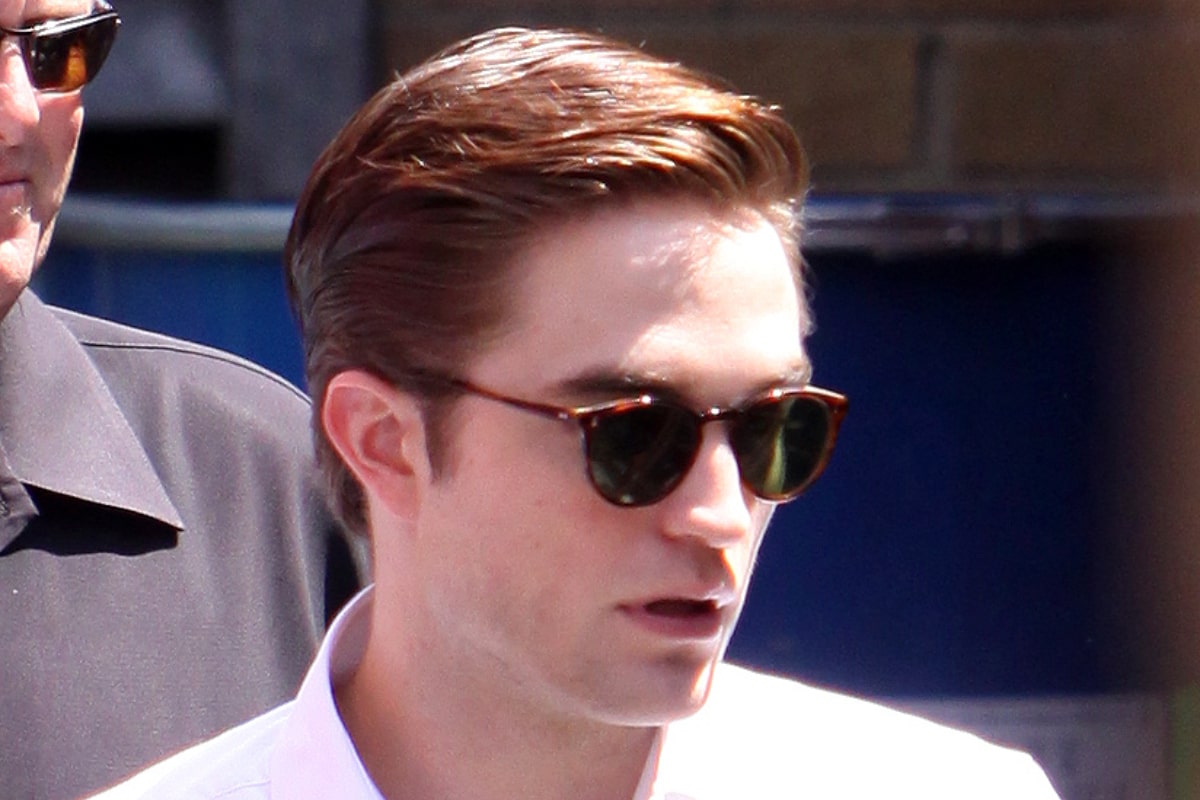 robert pattinson wears browline glasses in tortoise shell print