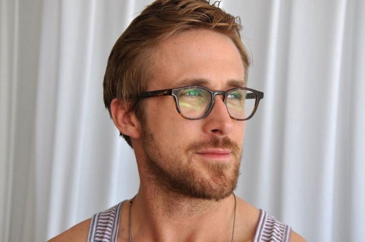 ryan gosling cat eye tortoiseshell frames