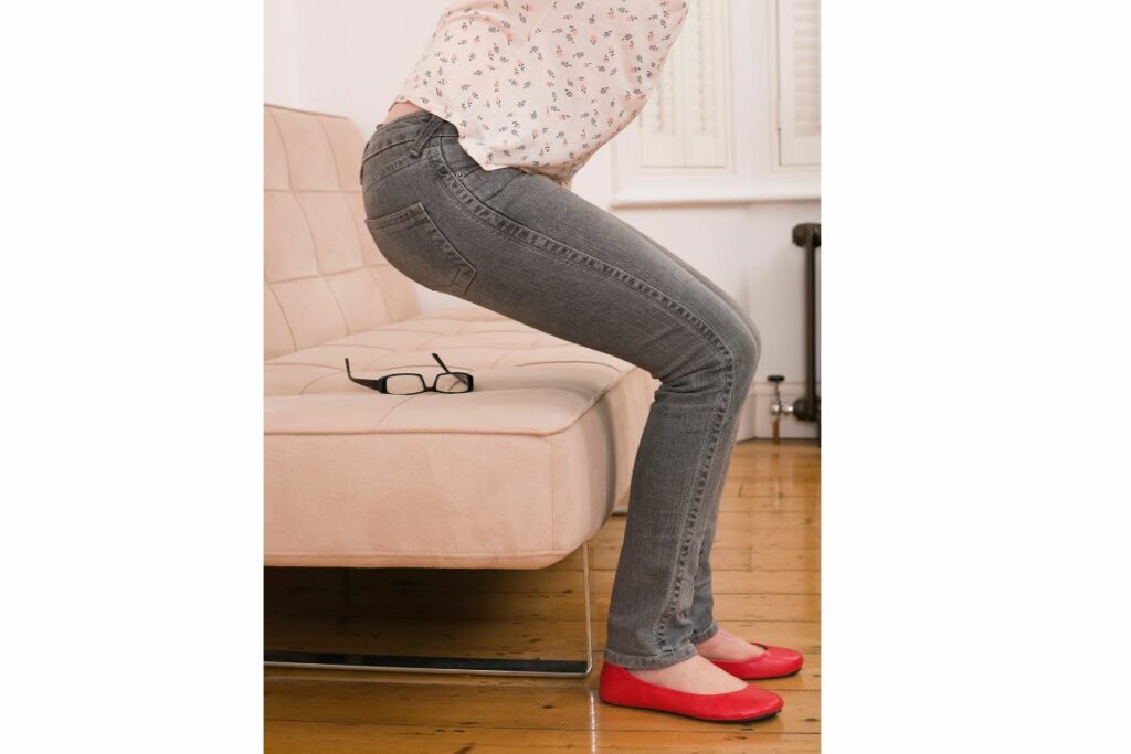 Why Eyeglass Lenses Crack and How to Avoid It