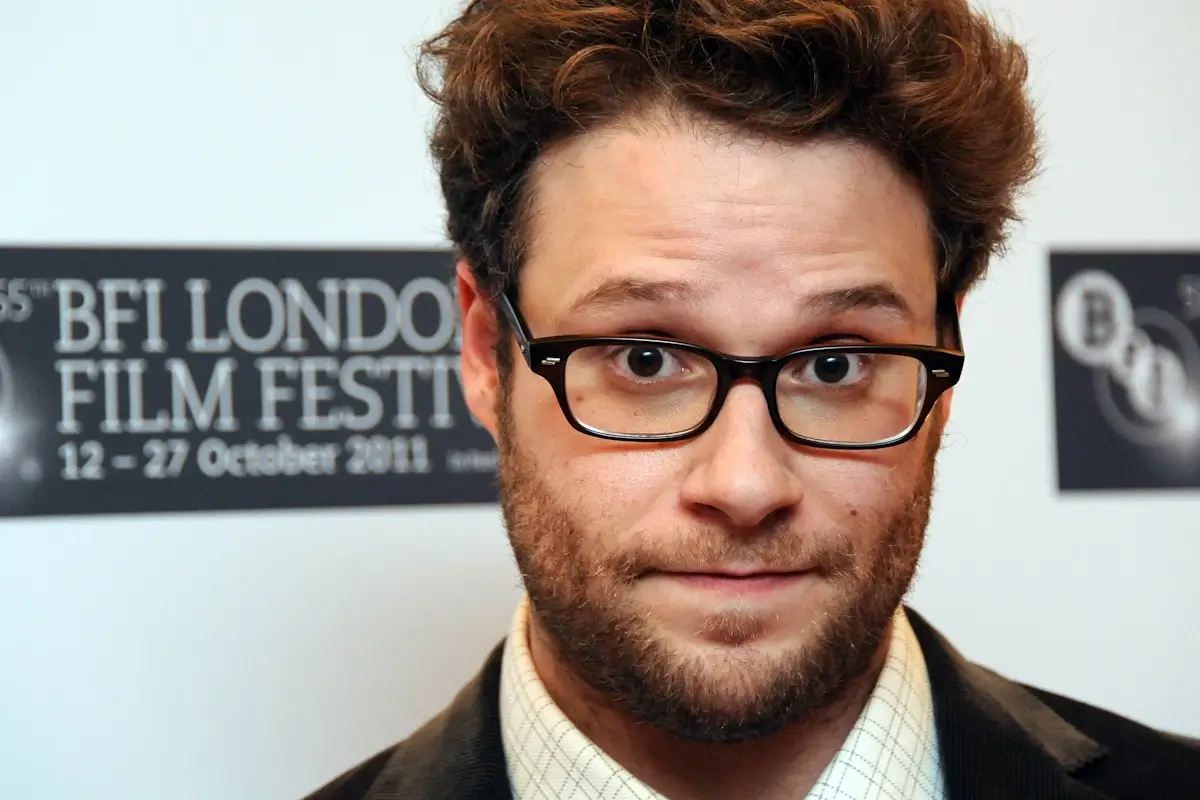 seth rogen wears thick black glasses